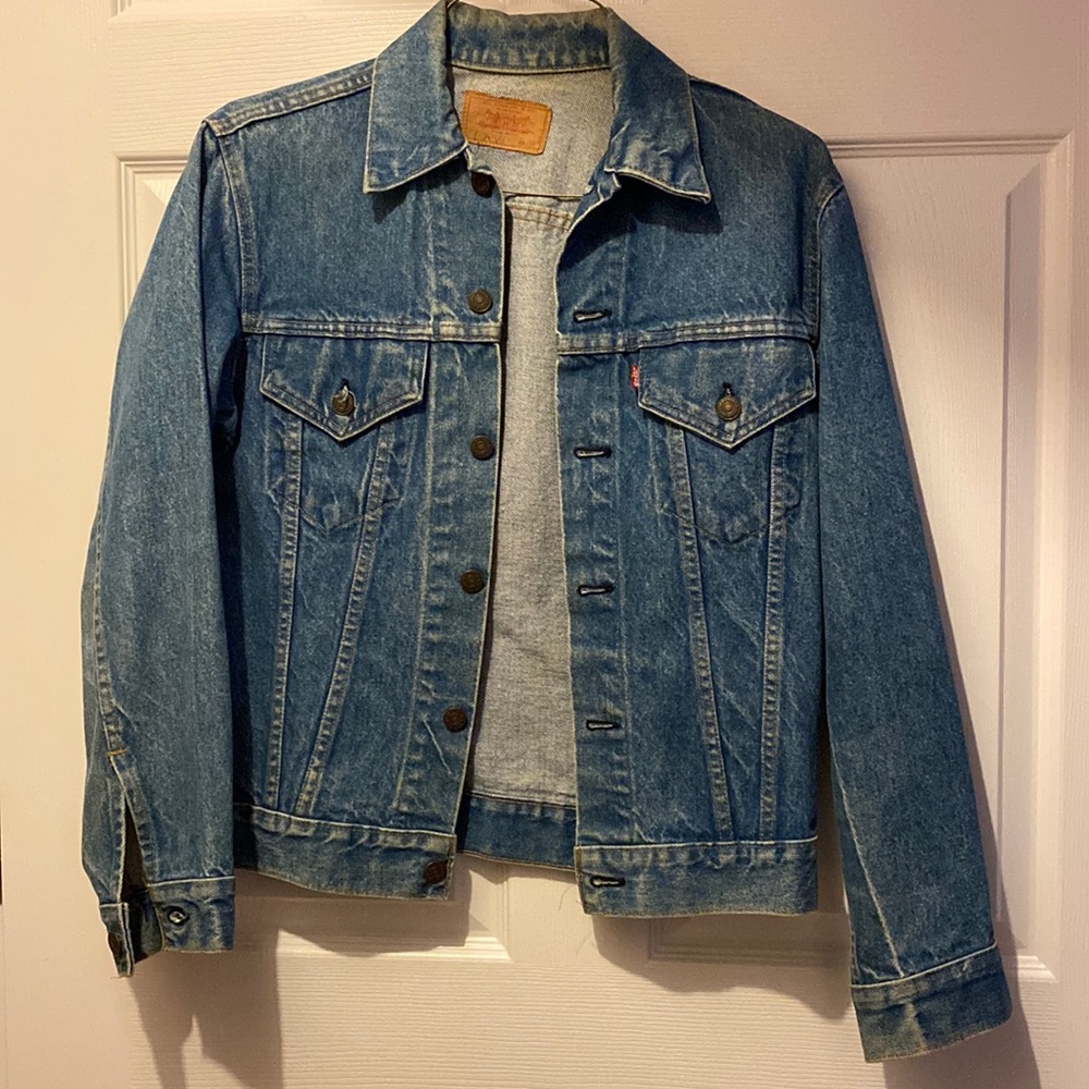 2/$60 Vintage 80s Levi’s Jean Jacket